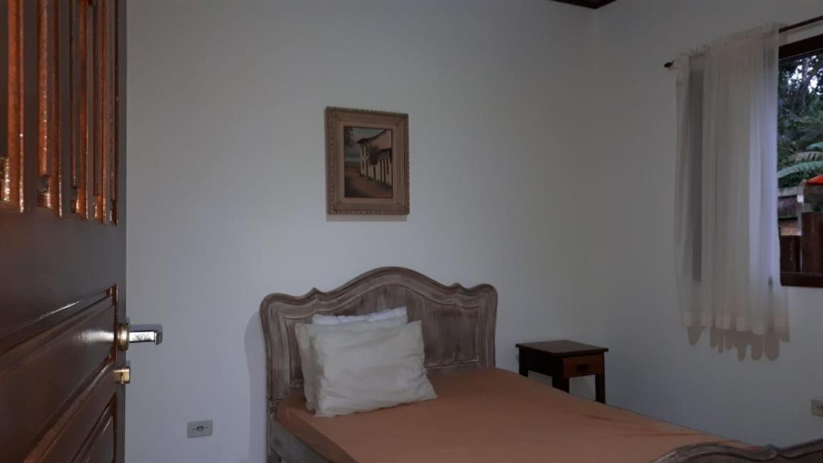 Guest house Suites&chales Madalenas Itamambuca